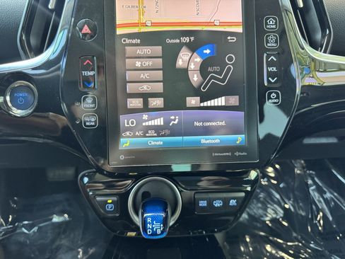 Used 2020 Toyota Prius Prime XLE image 23