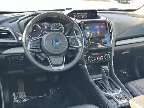 Used 2022 Subaru Forester Limited image 2