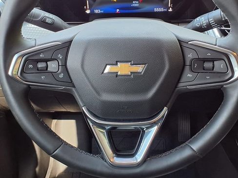 Certified 2026 Chevrolet Trax LT w/ LT Convenience Package FWD image 14