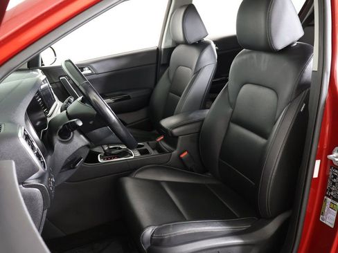 Used 2020 Kia Sportage EX image 28