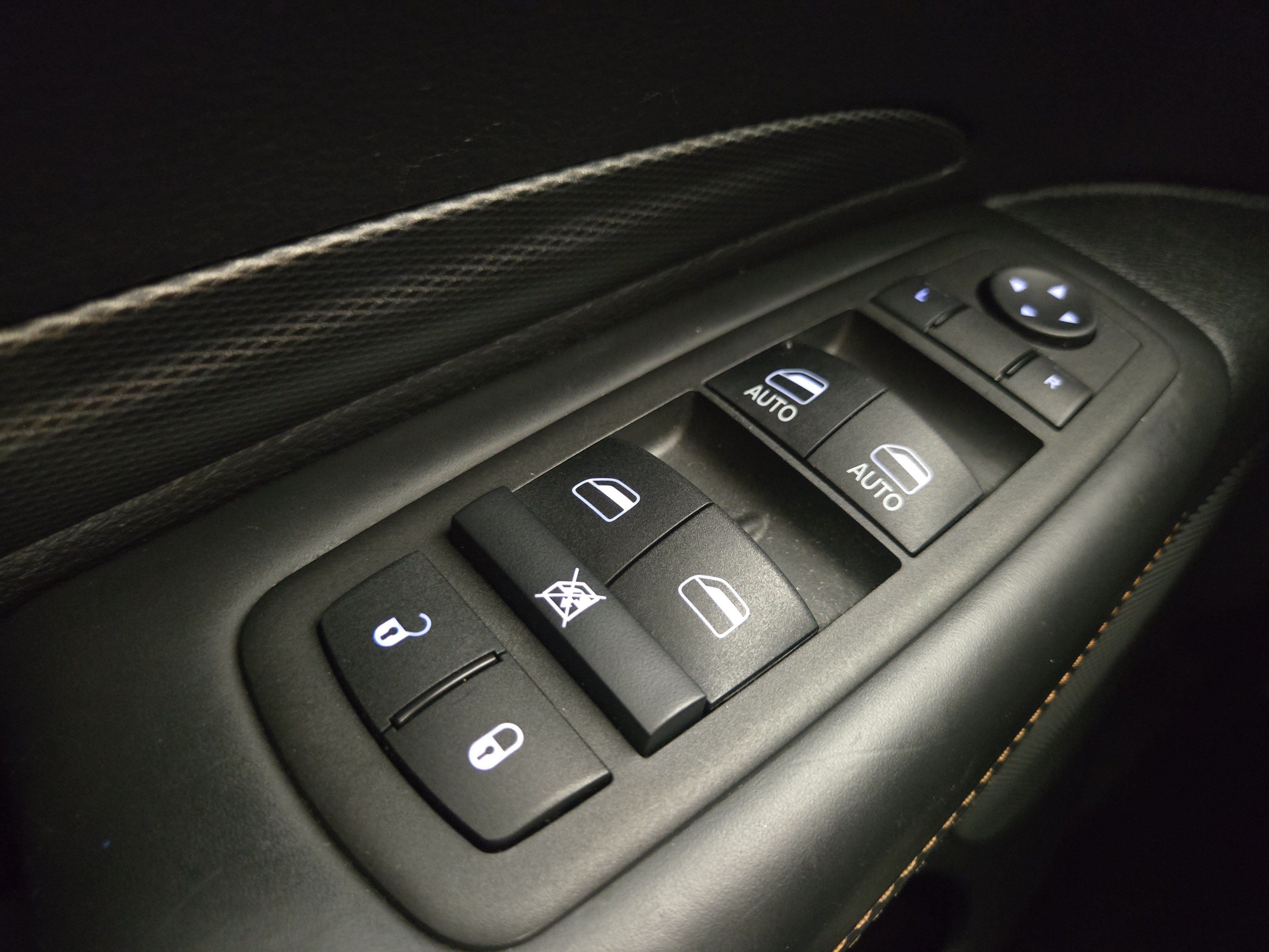 Used 2022 Dodge Durango R/T AWD/4WD image 25