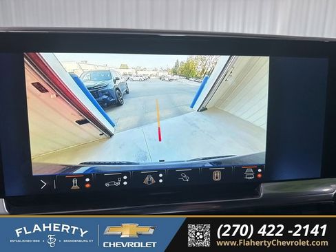 Used 2024 Chevrolet Silverado 1500 High Country w/ Technology Package image 29