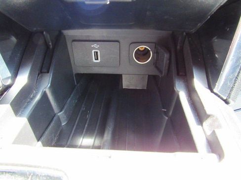 Used 2019 Ford Explorer Sport w/ Equipment Group 401A AWD/4WD image 18
