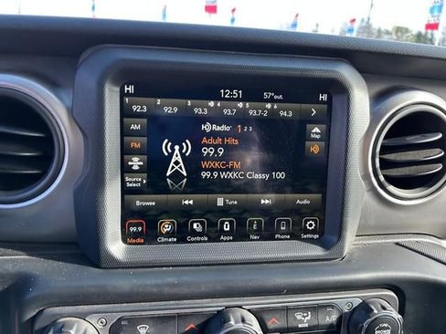 Used 2021 Jeep Wrangler Sport image 15