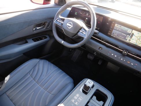 Certified 2024 Nissan Ariya AWD image 9