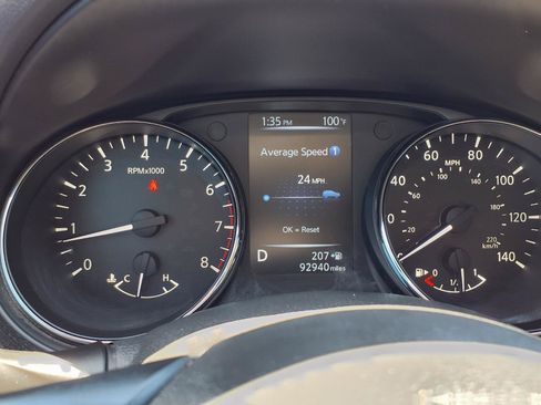 Used 2017 Nissan Rogue SL FWD image 14