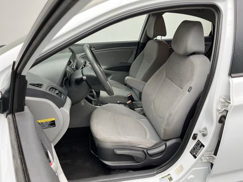 Used 2017 Hyundai Accent SE FWD image 8