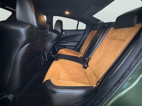 Used 2020 Dodge Charger Scat Pack RWD image 33