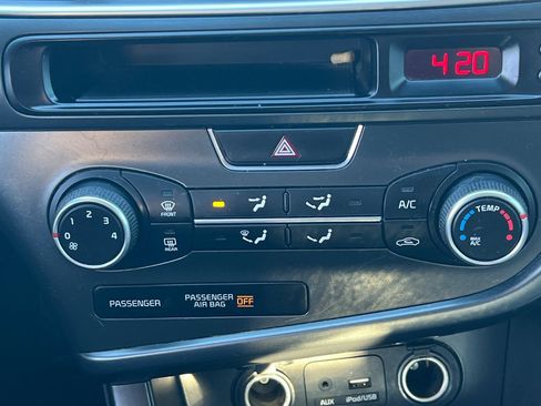 Used 2015 Kia Optima LX image 15