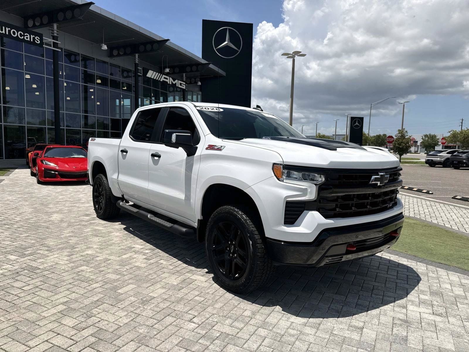 Used 2026 Chevrolet Silverado 1500 LT Trail Boss w/ LT Trail Boss Premium Package AWD/4WD image 7
