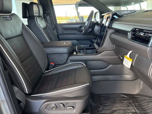 New 2026 GMC Yukon XL AT4 Ultimate w/ LPO, Floor Liner Package image 21