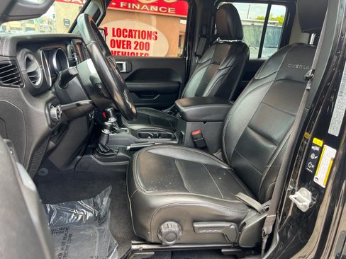 Used 2020 Jeep Gladiator Overland AWD/4WD image 12