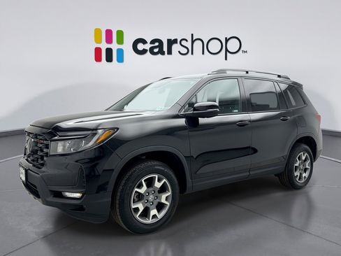 Used 2023 Honda Passport TrailSport image 1