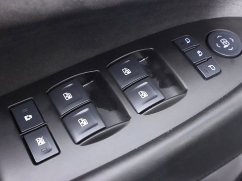 Used 2016 Cadillac Escalade Platinum AWD/4WD image 29