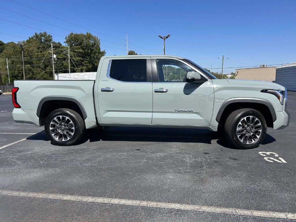 Used 2025 Toyota Tundra Limited AWD/4WD image 2