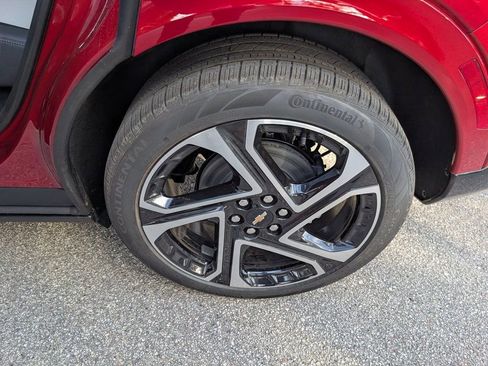 New 2026 Chevrolet Equinox EV LT image 9