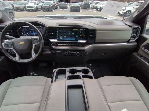 Certified 2024 Chevrolet Silverado 2500 LT image 17
