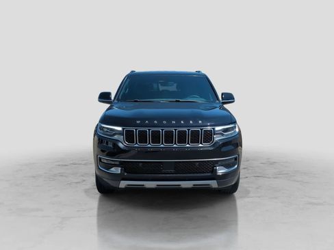 Used 2022 Jeep Wagoneer Series II AWD/4WD image 3