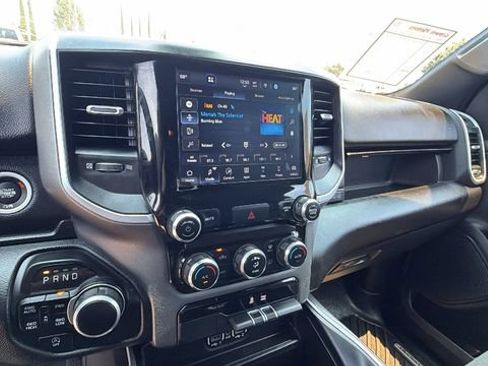 Used 2022 RAM 1500 Big Horn AWD/4WD image 25