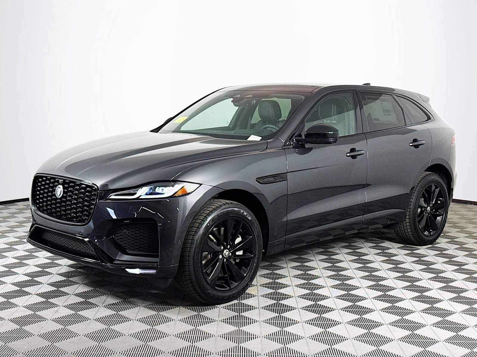 New 2026 Jaguar F-PACE R-Dynamic S AWD/4WD image 1