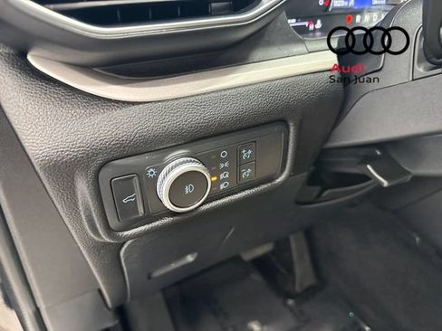 Used 2022 Ford Explorer XLT w/ Equipment Group 202A RWD image 31