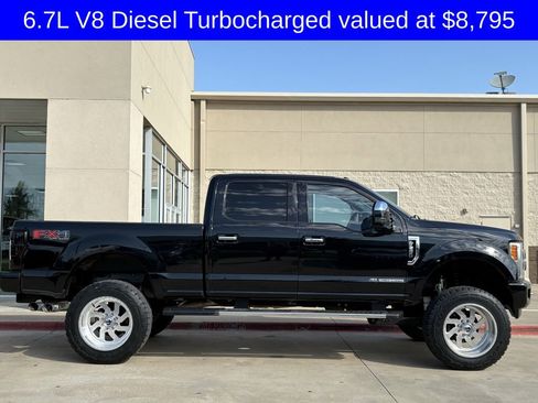 Used 2017 Ford F250 Lariat w/ Lariat Ultimate Package image 3