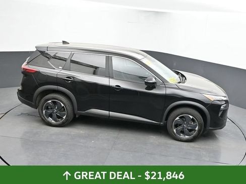 Used 2025 Nissan Rogue SV AWD/4WD image 39
