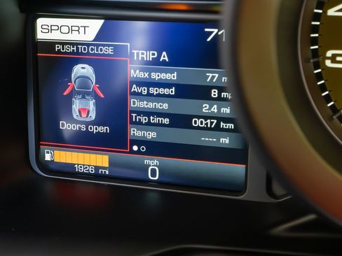 Used 2021 Ferrari F8 Tributo image 25