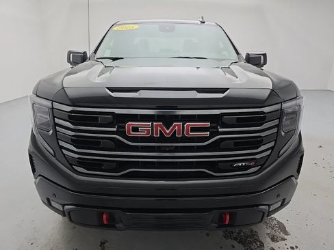 Used 2025 GMC Sierra 1500 AT4 AWD/4WD image 5
