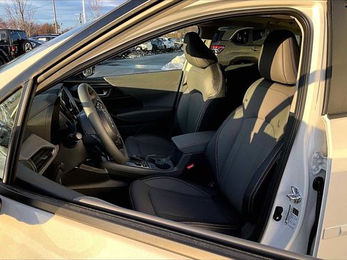 New 2026 Subaru Crosstrek 2.5i Limited image 9