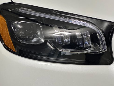 New 2026 Mercedes-Benz GLS 63 AMG 4MATIC image 10