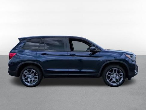 Used 2023 Honda Passport EX-L image 4