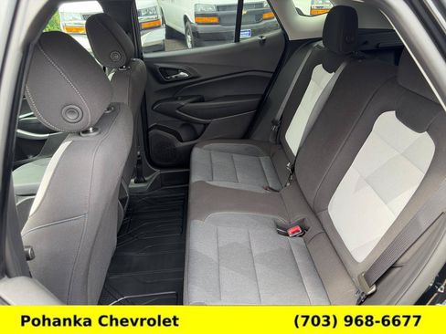 Certified 2024 Chevrolet Trax LS w/ LS Convenience Package FWD image 24