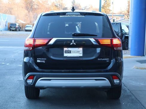 Used 2019 Mitsubishi Outlander SE image 4