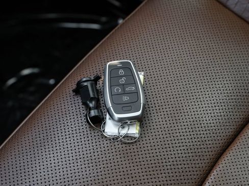 Used 2019 RAM 2500 Limited AWD/4WD image 53