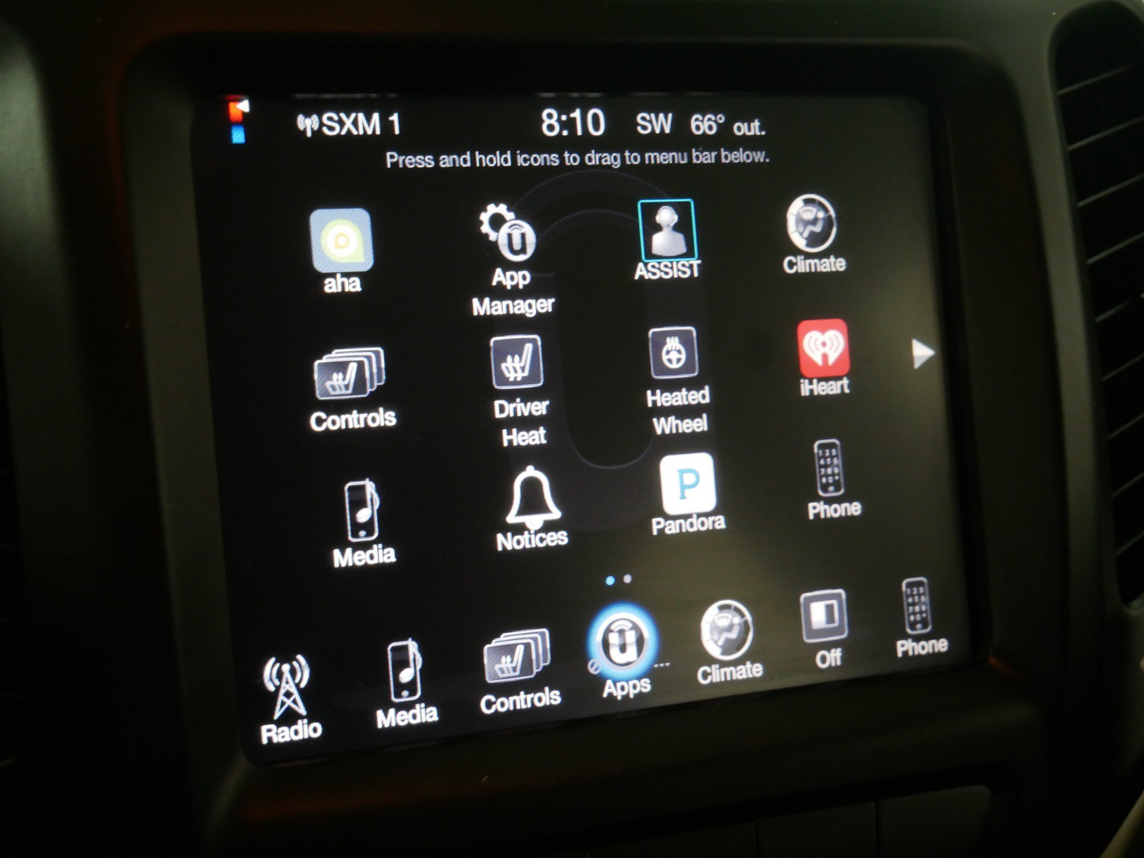Used 2014 Jeep Cherokee Latitude w/ Cold Weather Group AWD/4WD image 30