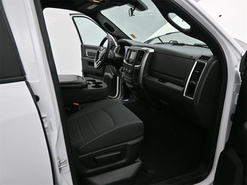 Used 2024 RAM 1500 Classic Warlock image 16