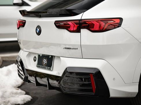 New 2026 BMW X2 xDrive28i w/ Technology Package image 9