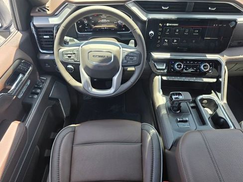 New 2026 GMC Sierra 1500 Denali w/ Denali Reserve Package AWD/4WD image 15