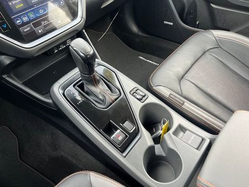 Used 2024 Subaru Crosstrek 2.5i Limited AWD/4WD image 27