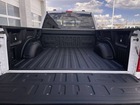 Used 2023 Ford F150 Lariat w/ FX4 Off-Road Package AWD/4WD image 23