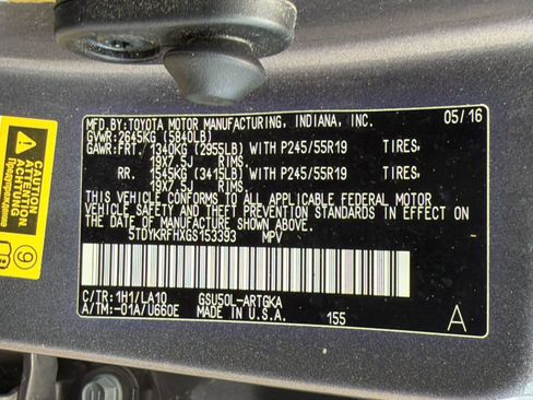 Used 2016 Toyota Highlander Limited Platinum FWD image 22