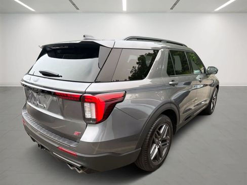 Used 2025 Ford Explorer ST w/ Sun And Sound Package AWD/4WD image 3