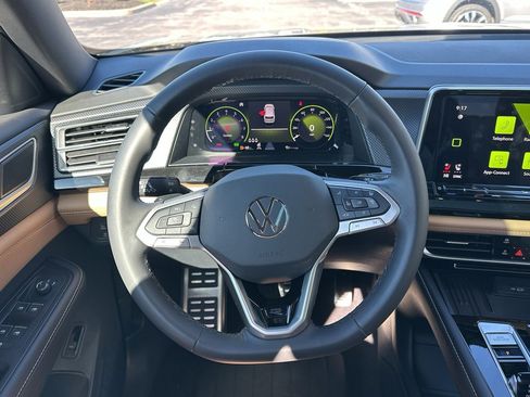 New 2026 Volkswagen Atlas Cross Sport SEL R-Line image 11