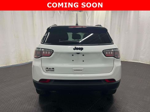 Certified 2023 Jeep Compass Latitude AWD/4WD image 9