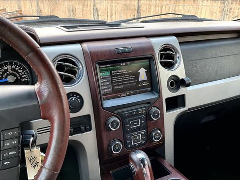 Used 2013 Ford F150 King Ranch w/ King Ranch Luxury Pkg AWD/4WD image 6