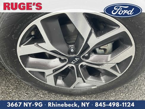 Used 2020 Kia Sportage EX w/ Option Group 15 image 11