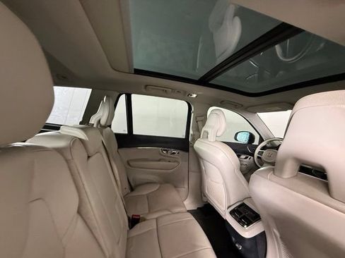 Used 2020 Volvo XC90 T6 Momentum w/ Protection Package Premier AWD/4WD image 38