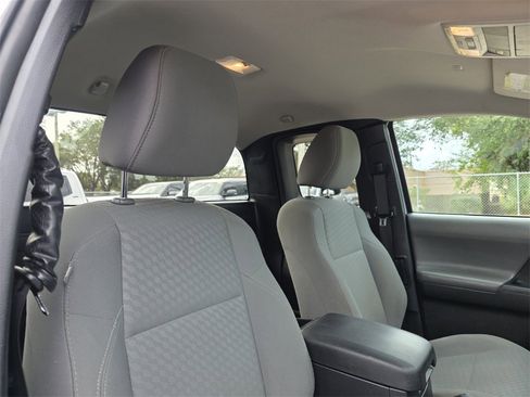 Certified 2022 Toyota Tacoma SR image 15