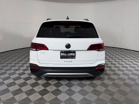 Used 2023 Volkswagen Taos S image 8